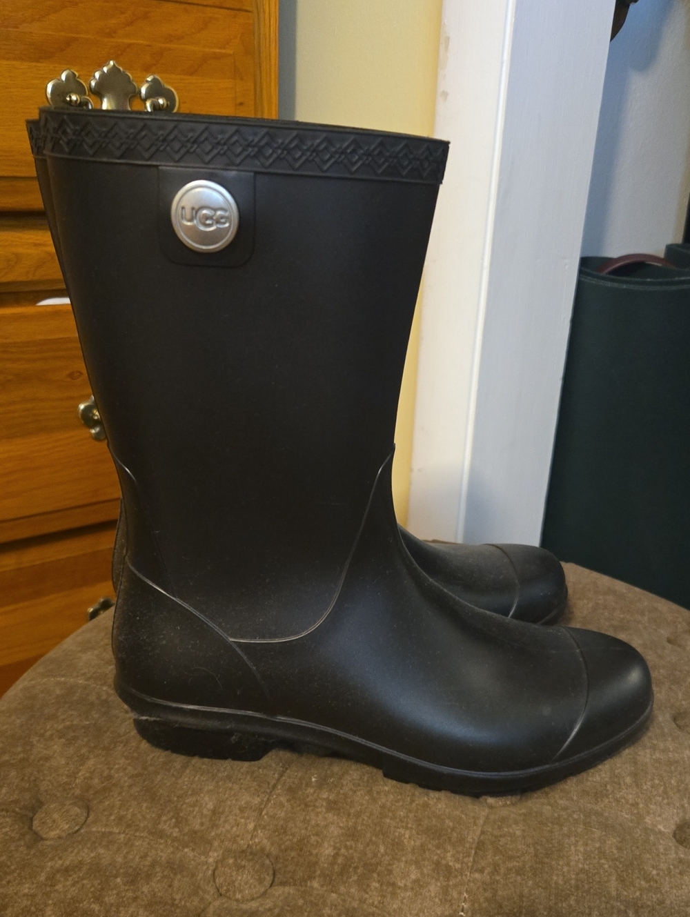 UGG Black Matte Rubber Mid-Calf Rain Boots